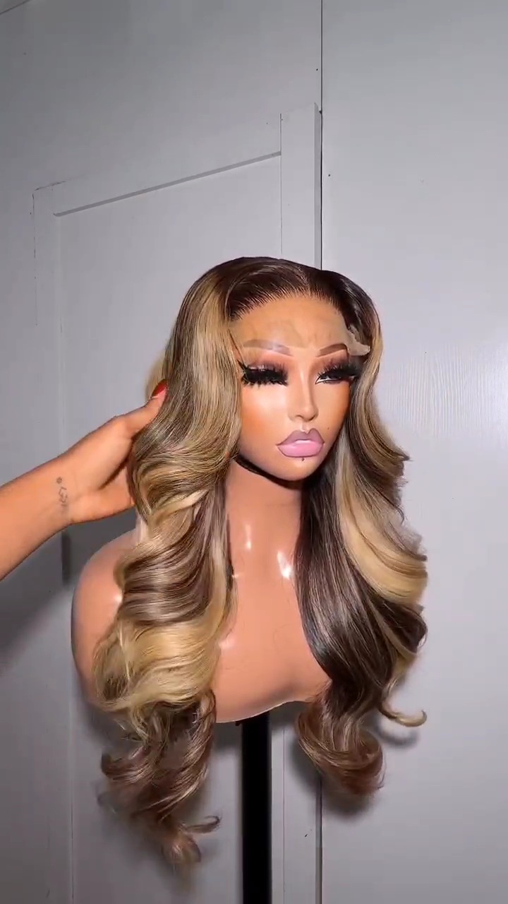 Two tone bouncy Wig  Luxury hair  Raw hair  16 18 20 2