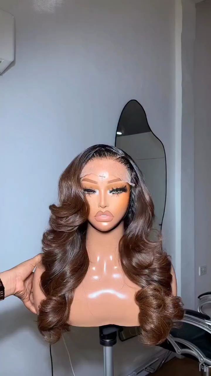 Two Tone Brown Donor Bounce Wig 18inch 