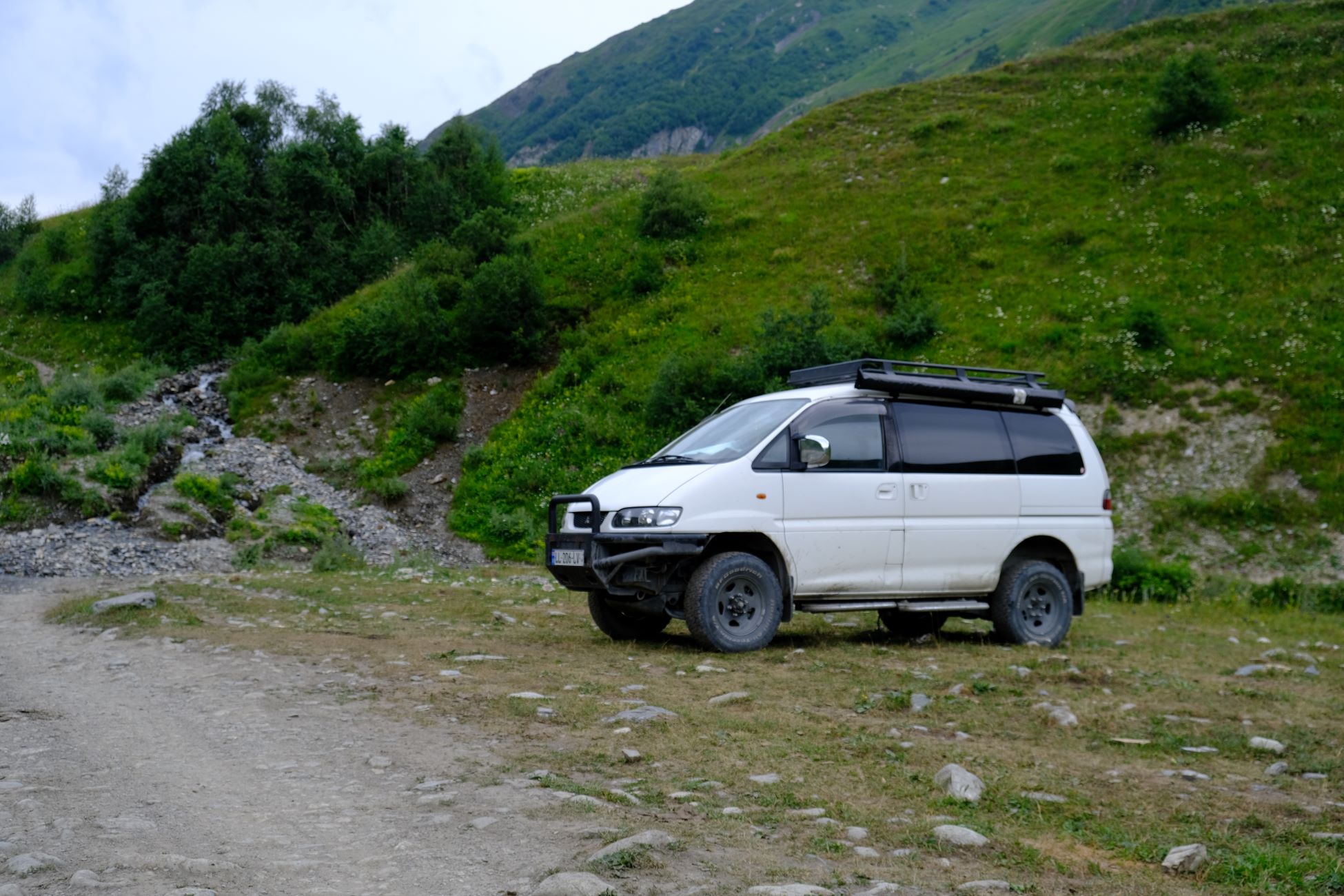 Mitsubishi Delica - PinGeorgia.ge
