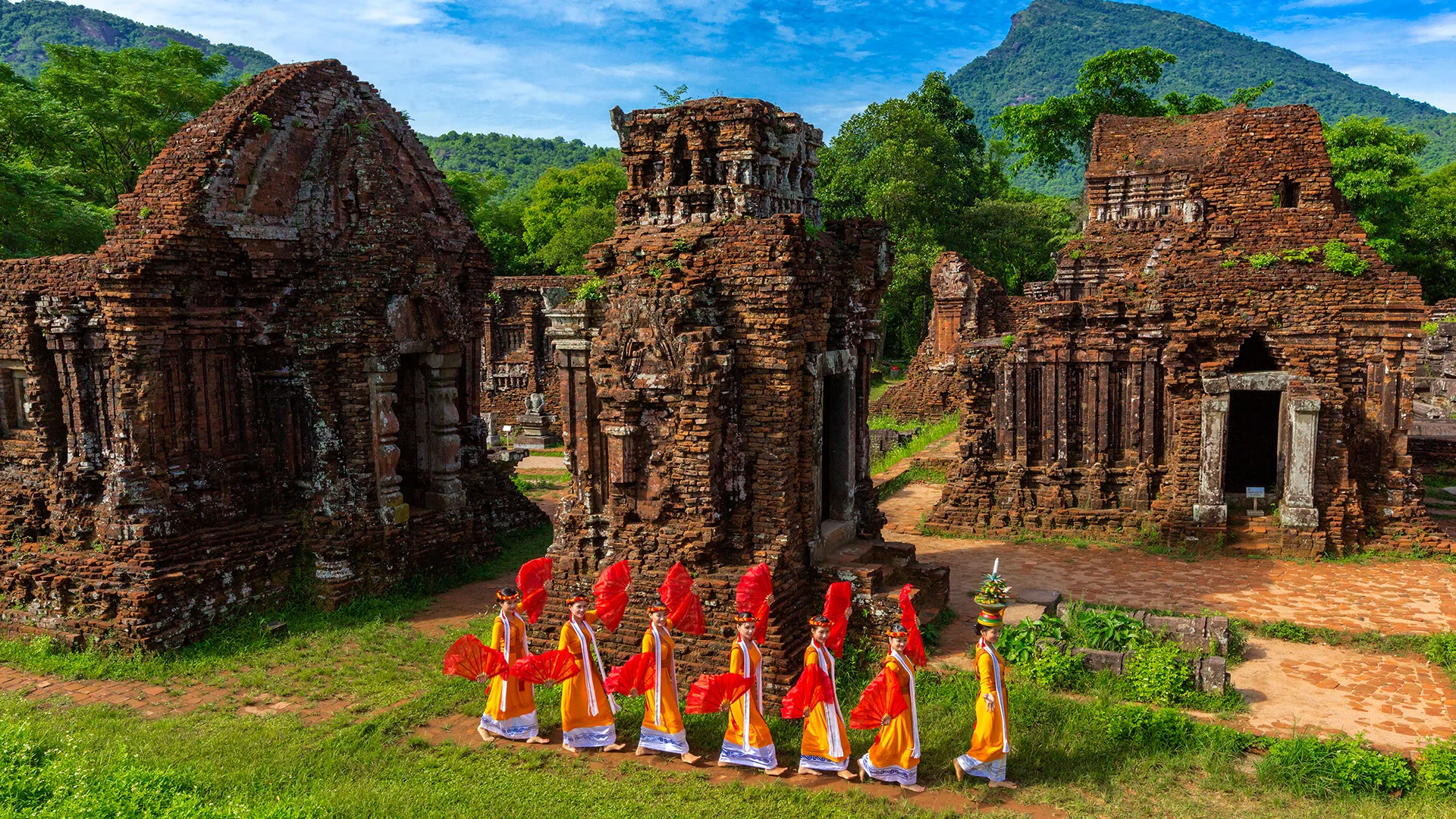 My Son Sanctuary Sunrise Tour