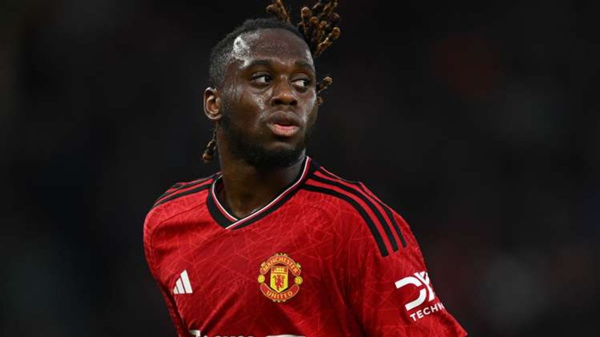 Aaron Wan-Bissaka: Overcoming Adversity and Finding Happiness at West Ham