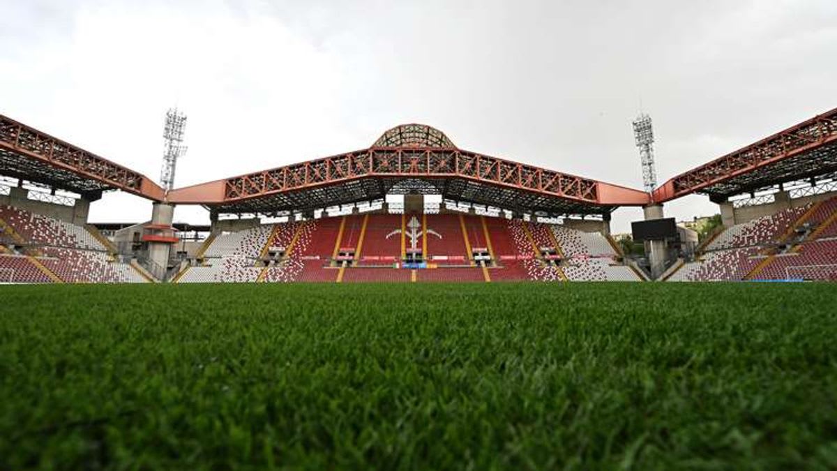 After 26 seasons in Serie A, Triestina are now back in the amateur leagues with six matches remaining: a 23-point points deduction proved their undoing