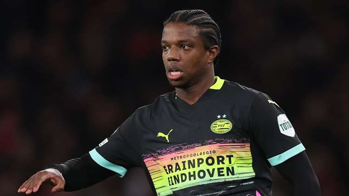 Manchester United's Shocking U-Turn Leaves Tyrell Malacia Fuming