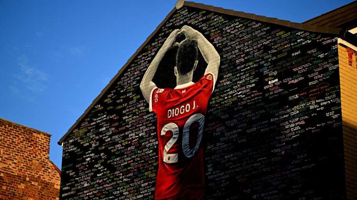 Liverpool and Wolves Meet in Emotional Clash at Anfield: Reflections on Diogo Jota's Legacy