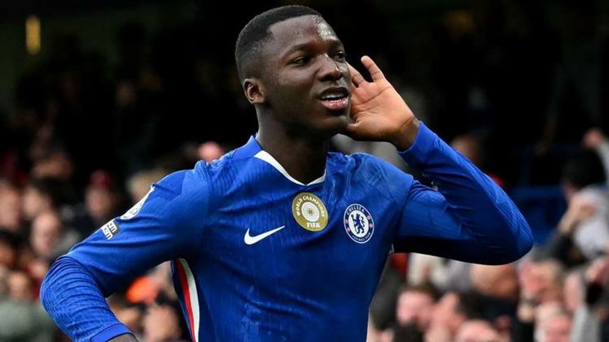  - Hands off, Real Madrid! Chelsea set to reward in-form Moises Caicedo with blockbuster new contract to stave off transfer interest
