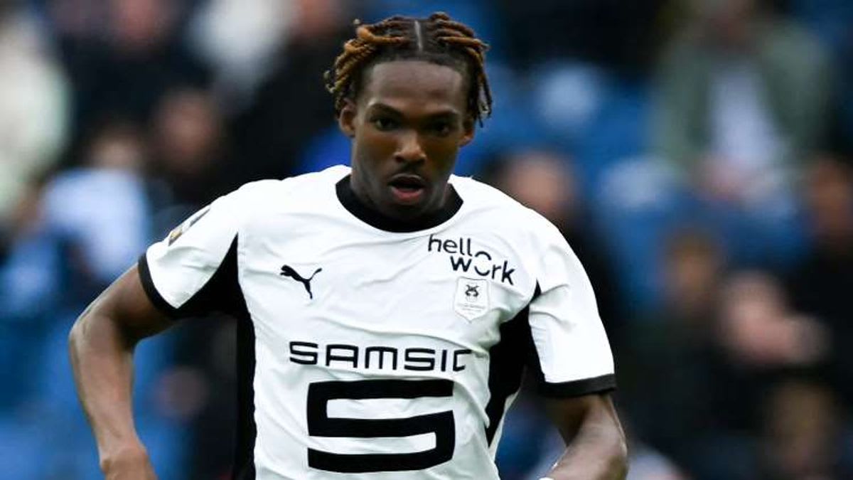 Chelsea on the Verge of Signing Jeremy Jacquet from Rennes Amid Strong Competition