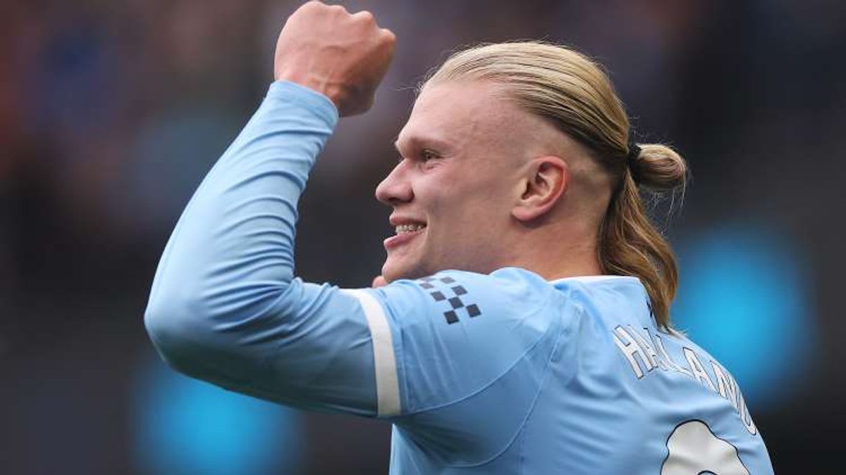  - Watch out, Arsenal! Mikel Arteta's Premier League leaders told they should 'fear' Erling Haaland as Man City title charge gathers momentum