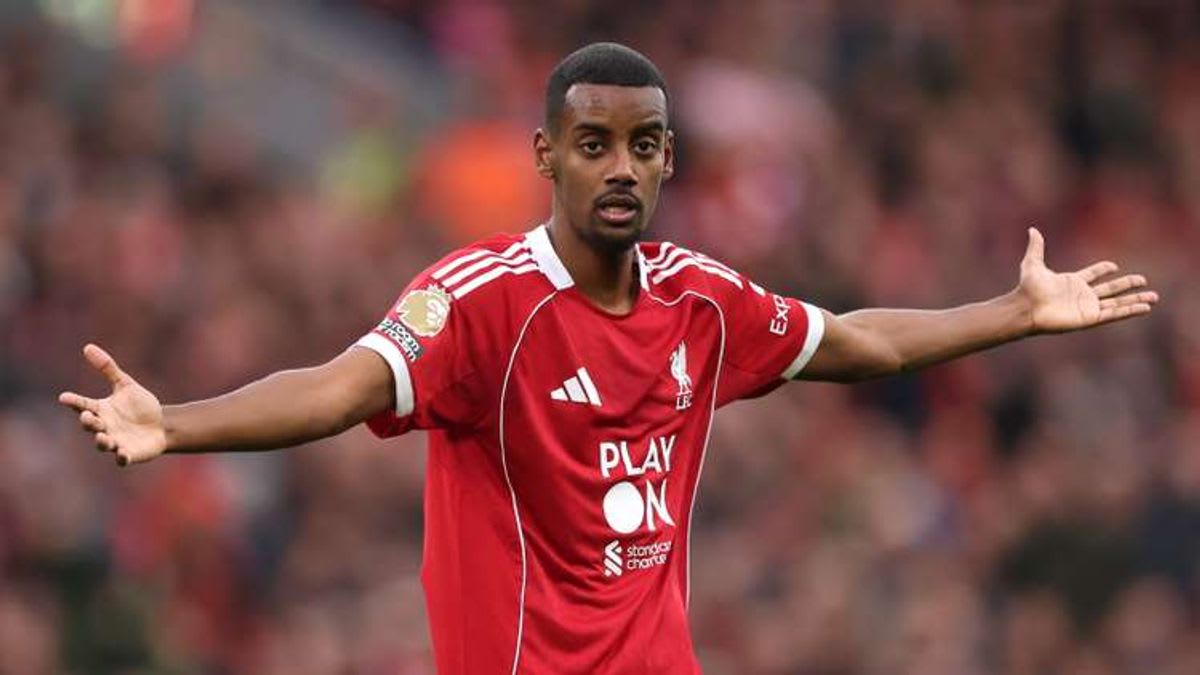 Eddie Howe's response to Arne Slot's 'smaller club' jibe over Alexander Isak's Liverpool switch