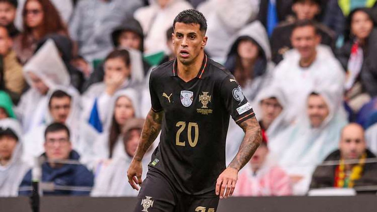 Joao Cancelo's Inspirational Journey: From Benfica to Barcelona