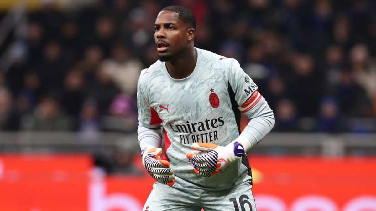 AC Milan Stands Firm on Mike Maignan as Director Promises Contract Talks Amid Chelsea and Juventus Interest