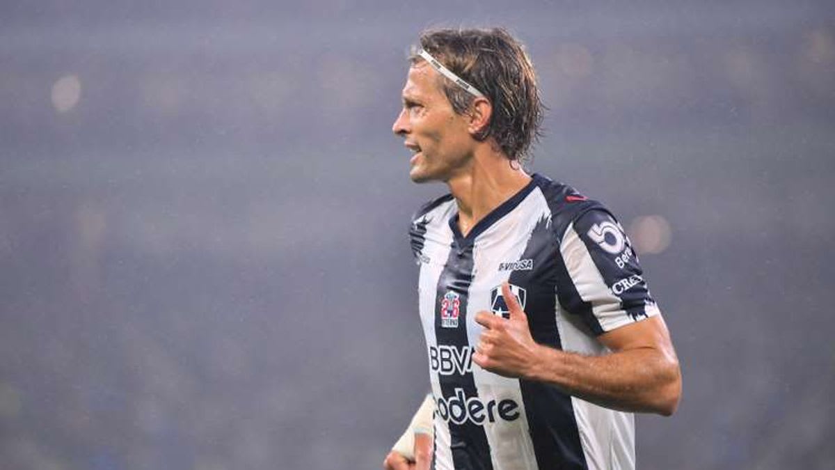 Sergio Canales Quashes Transfer Rumors, Reinforces Commitment to Monterrey