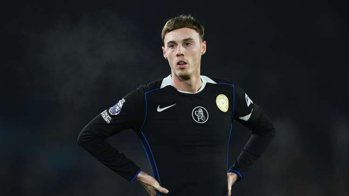 Grasping the Struggle: Cole Palmer's Ongoing Battle with Injury - Insights from Chelsea Boss Enzo Maresca