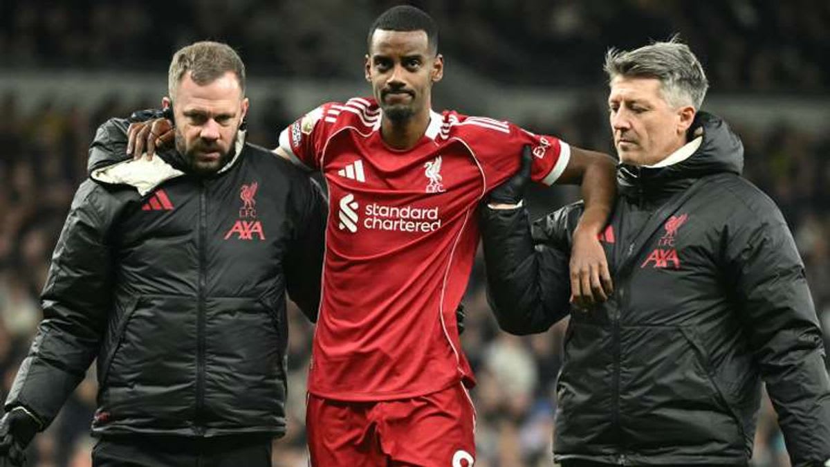 Liverpool's Top Boss Provides Update on Alexander Isak After Concerning Injury Against Spurs