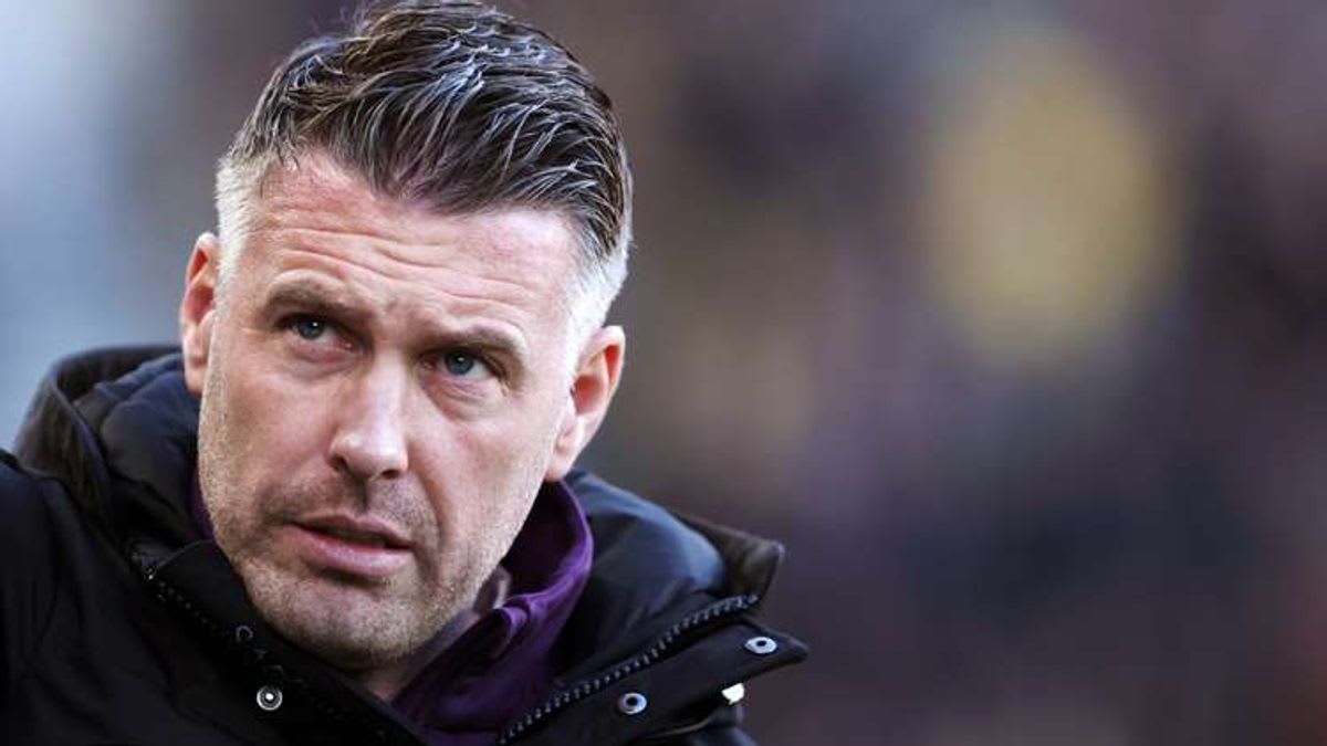 Controversy at Wolves: Rob Edwards Axed After High-Profile Signings
