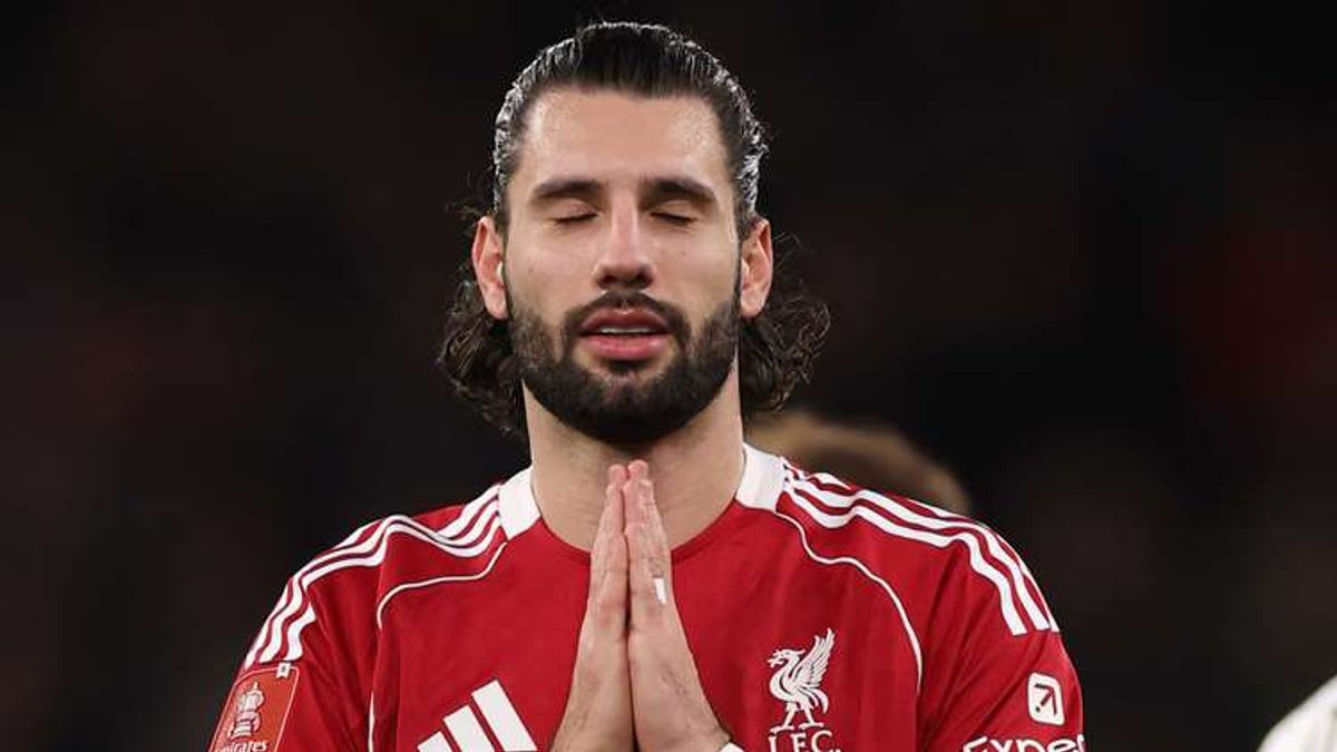 Controversial Moment Mars Liverpool's FA Cup Victory: Dominik Szoboszlai's Backheel Backfires