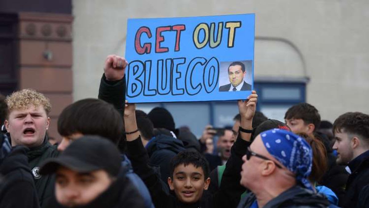 Chelsea Fans Rally for Club Change: Enzo Maresca's Departure Sparks Mass Protest