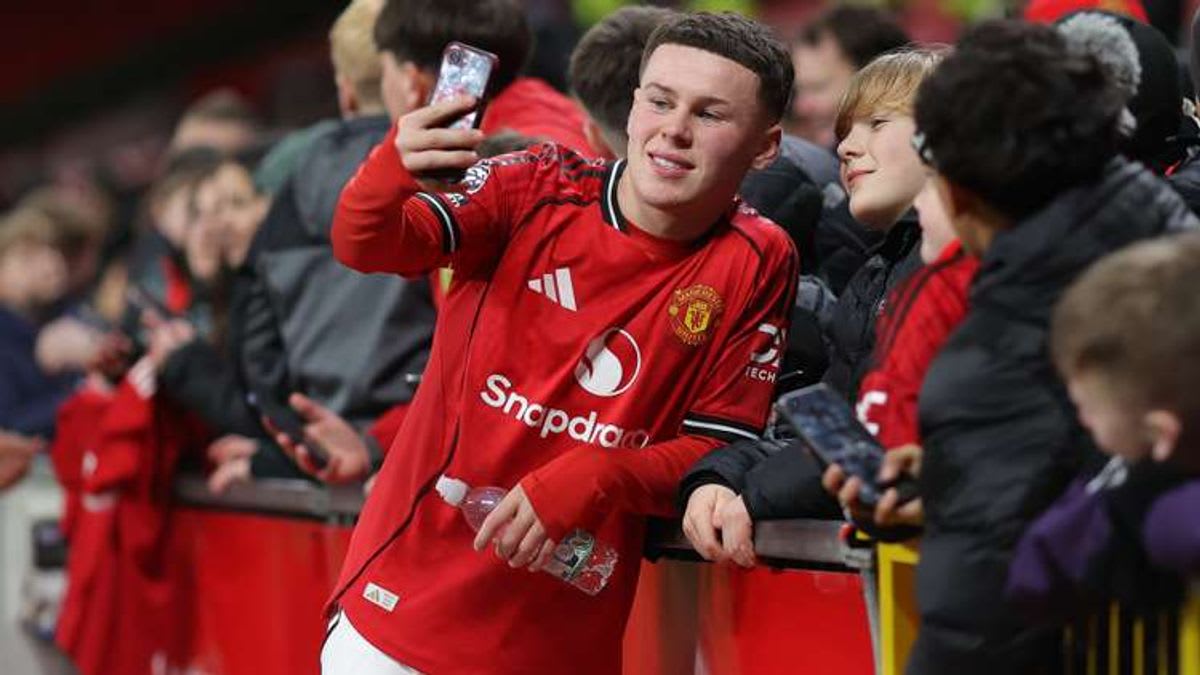  - Kai Rooney makes first competitive Old Trafford appearance for Man Utd youth side as 'incognito' dad Wayne watches from the stands