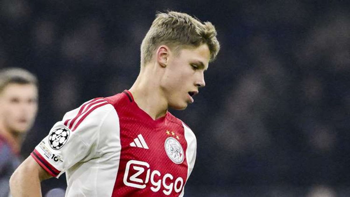 Newcastle's Latest Coup: Signing Teenager Sean Steur from Ajax