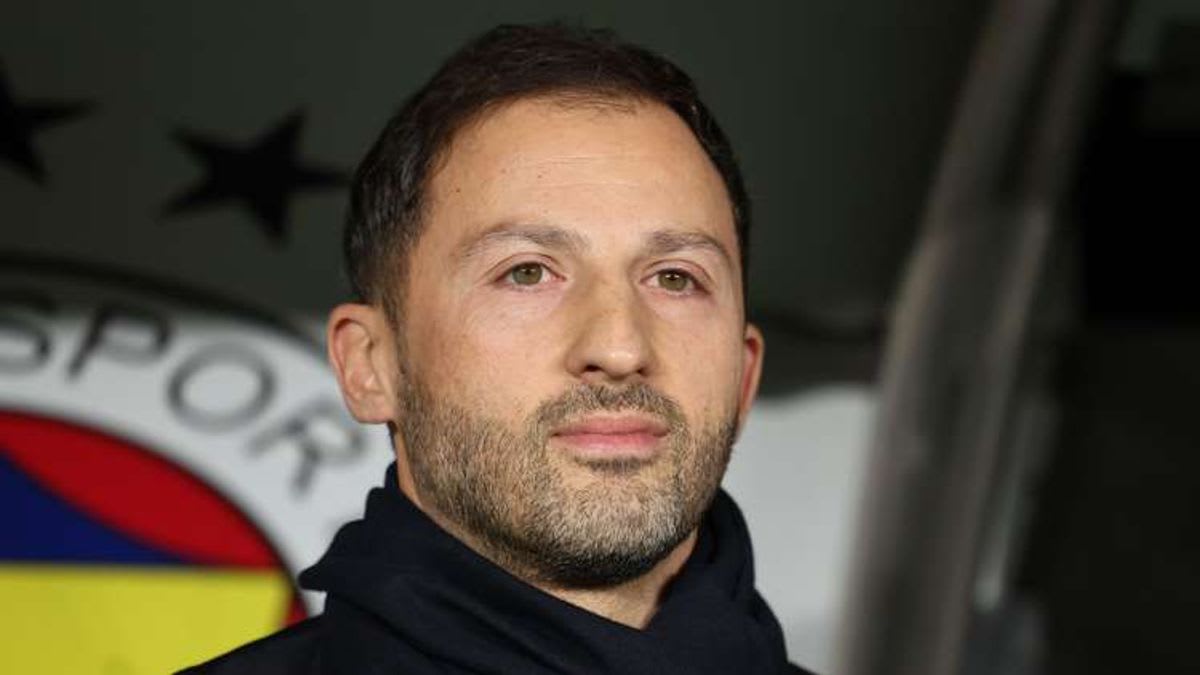 Fenerbahce Head Coach Tedesco Hospitalised with Severe Infection: What Comes Next?