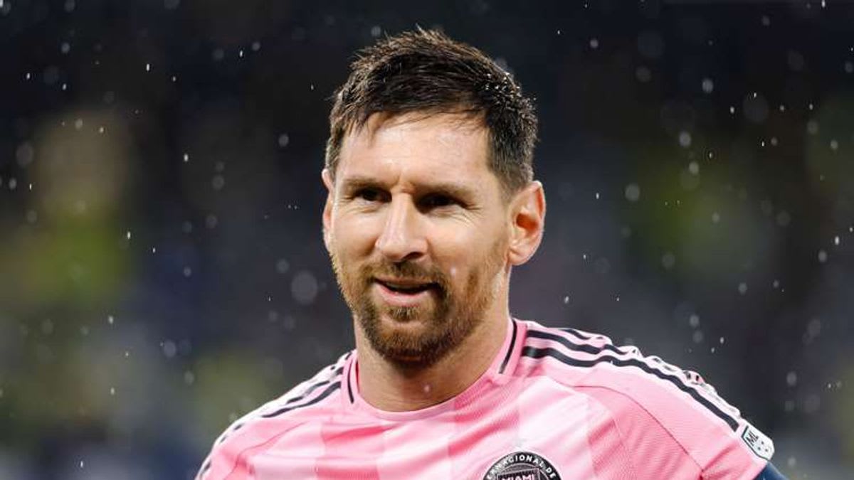 UFC President Dana White Surprises Fans with John Terry and Lionel Messi Trading Cards Worth Thousands