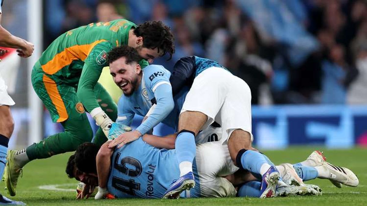 The Charismatic Rayan Cherki: A Playful Twist in Man City's Carabao Cup Triumph