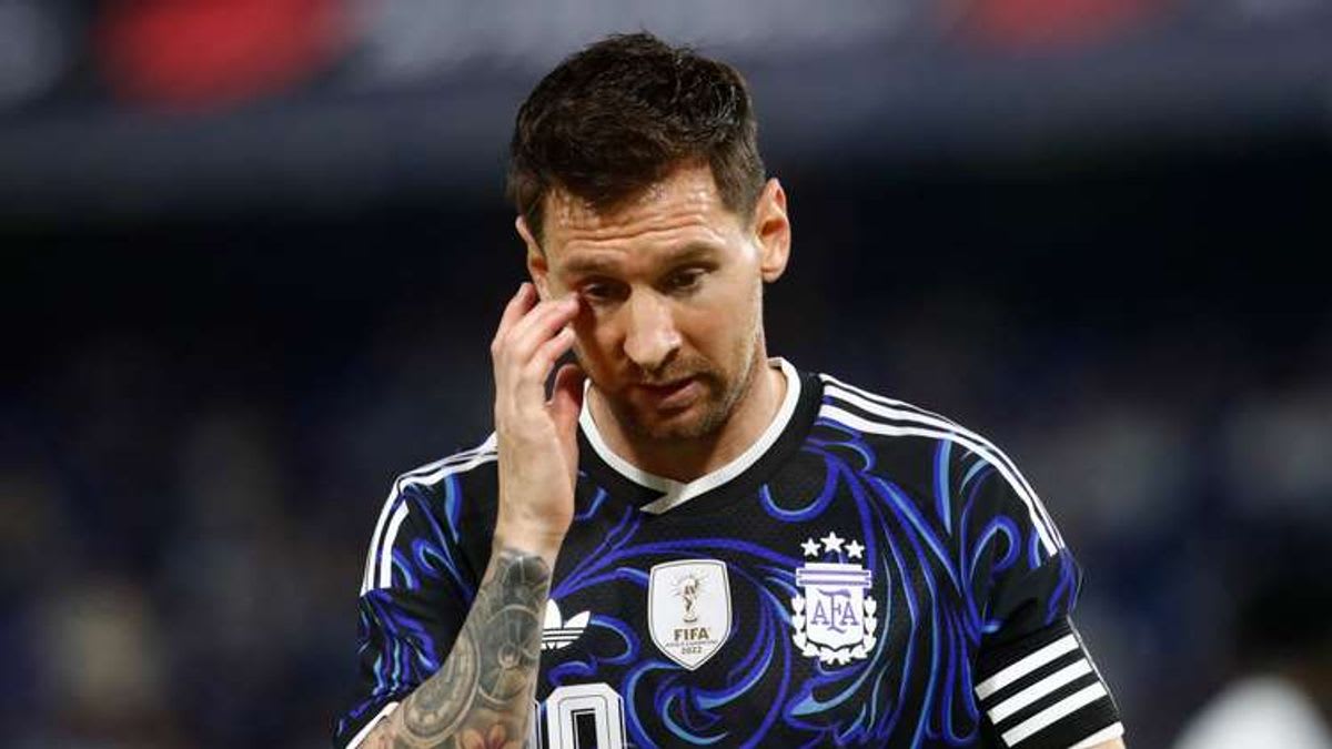 Concerns Mount as Lionel Messi Expected to Join Argentina World Cup Squad with Lingering Injury