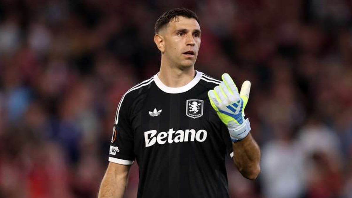 Emiliano Martinez's Journey: Making the Right Choice and Reflecting on Missed Man Utd Opportunity