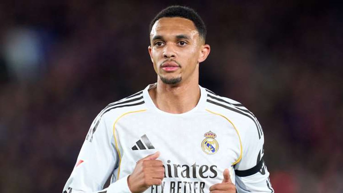 Manchester United Legend Urges Club to Pursue Trent Alexander-Arnold Transfer & Makes Bold Premier League Title Prediction