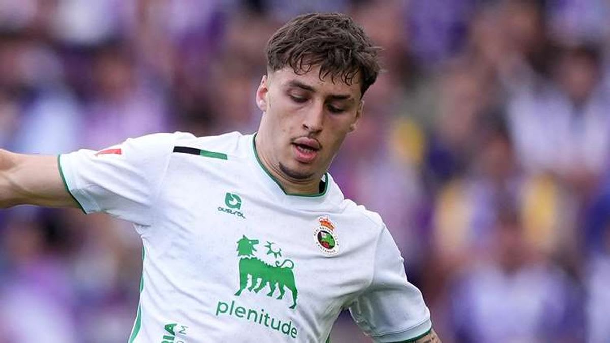 Barcelona's Deadline Dilemma: The Race to Secure Jorge Salinas