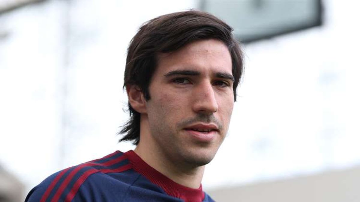 Man City and Tottenham in the Race for Sandro Tonali: A Summer Transfer Showdown
