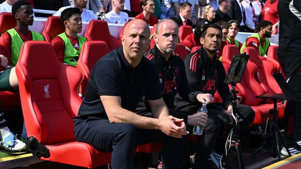 Arne Slot Rumored to Take on a Major European Role After Liverpool Departure
