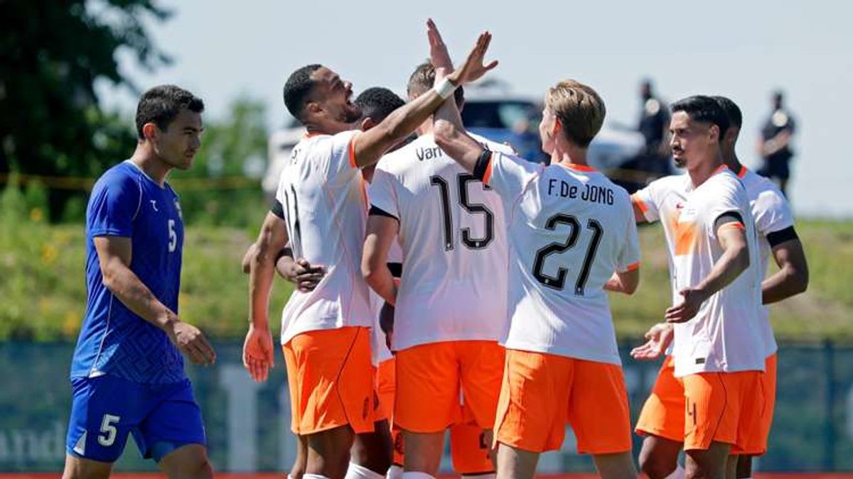 Liverpool Star Cody Gakpo Shines with Brace as Netherlands Overcome Injury Scare in World Cup Warm-Up vs Uzbekistan