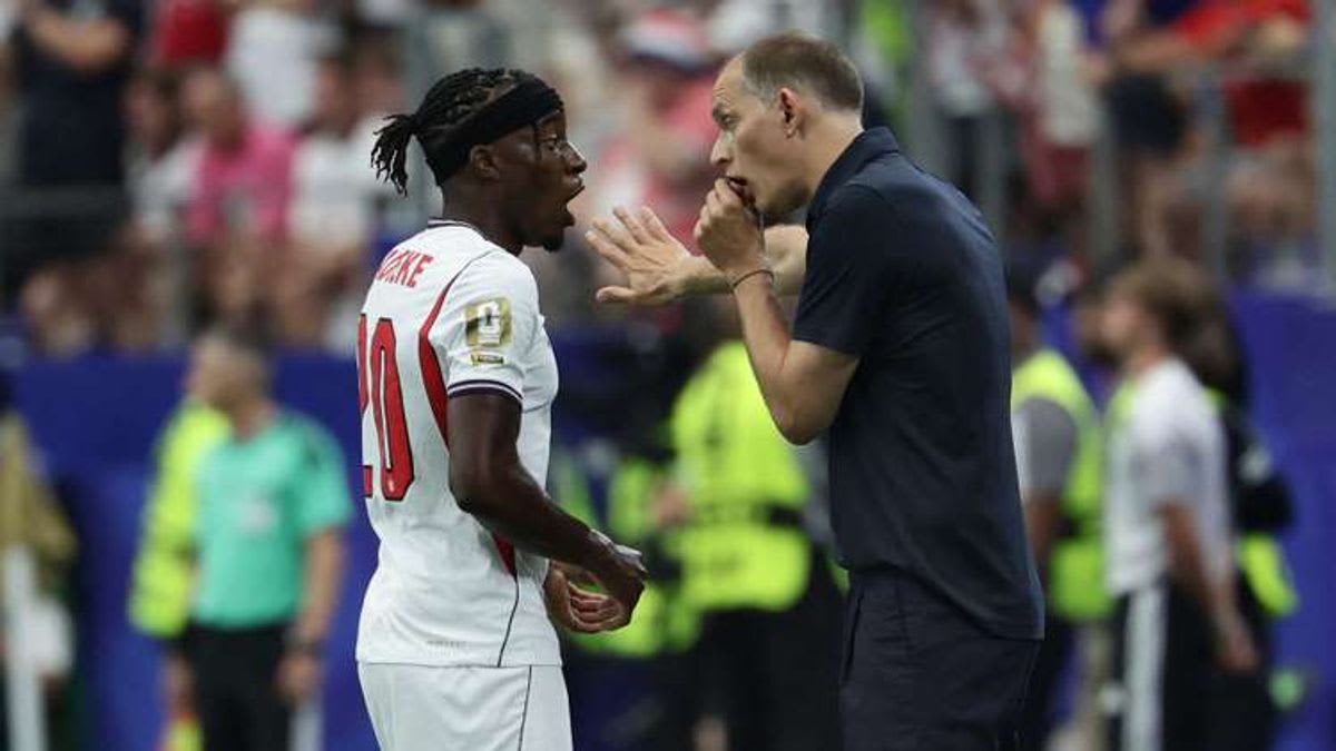 Micah Richards Backs Bukayo Saka to Start for England in World Cup Clash