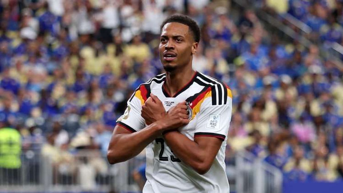 Manchester United in Advanced Discussions to Secure Transfer of Felix Nmecha Amidst Tough Competition from City and Liverpool