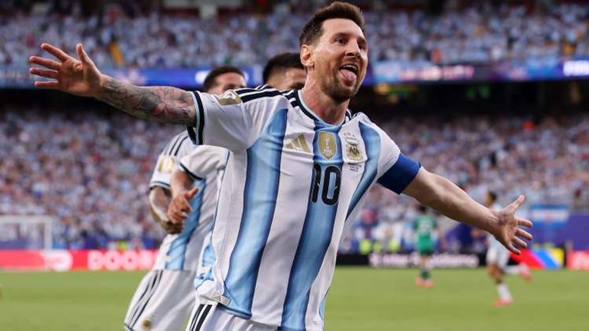 Argentina Player Ratings vs Algeria: Lionel Messi Makes History with Hat Trick in World Cup Opener