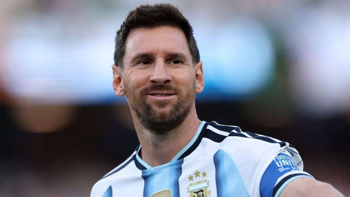 Lionel Messi's Historic Transfer Claim: Winning the Premier League & the Champions League
