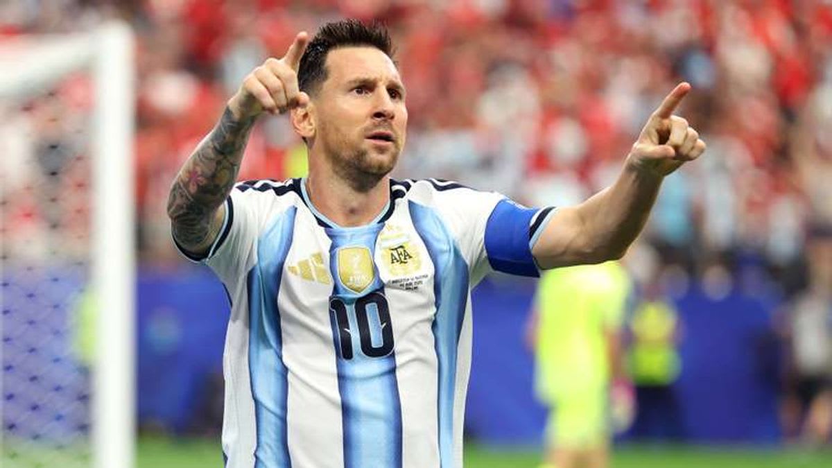 The Rise of Lionel Messi: Breaking Records and Making History in the World Cup
