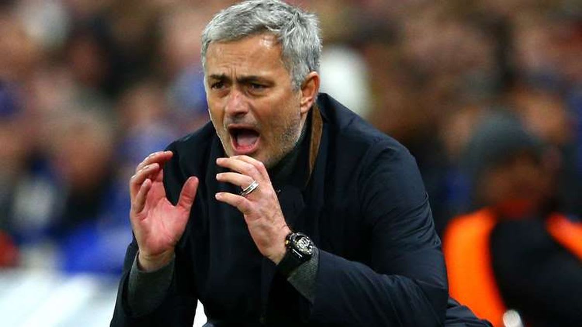  - The Passion and Controversy of Jose Mourinho: A Revealing Look Inside the Chelsea Dressing Room