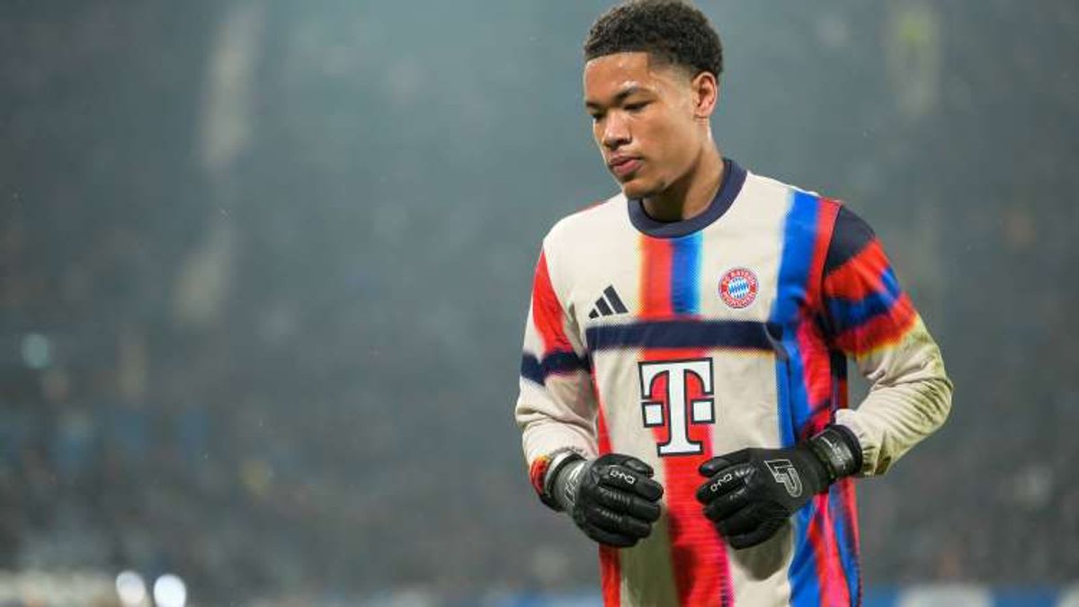 FC Bayern Munich: Young Goalkeeper Leonard Prescott Emerges as Potential Star in Neuer and Urbig's Absence