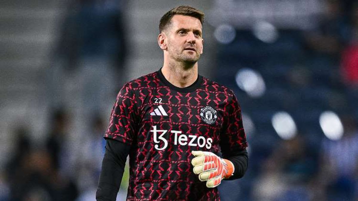 Man Utd Retain Veteran Presence with Tom Heaton Contract Extension