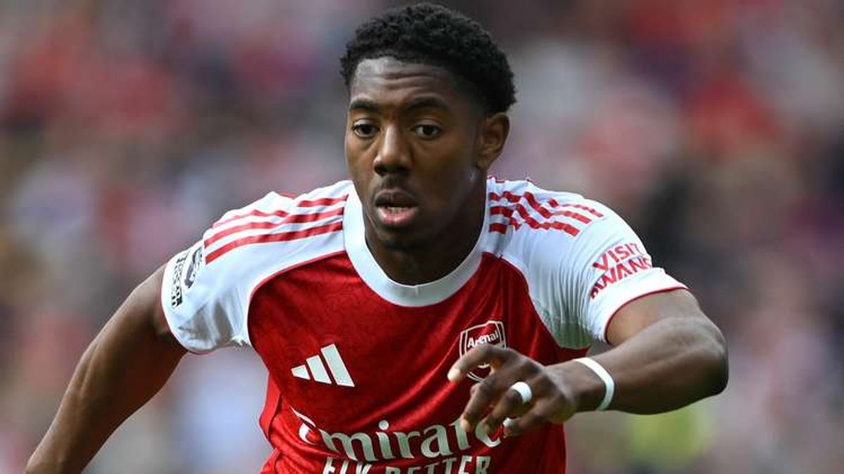 - Rewritten Title: The Rise of Myles Lewis-Skelly: Is He Really the Premier League's Best Left-Back?