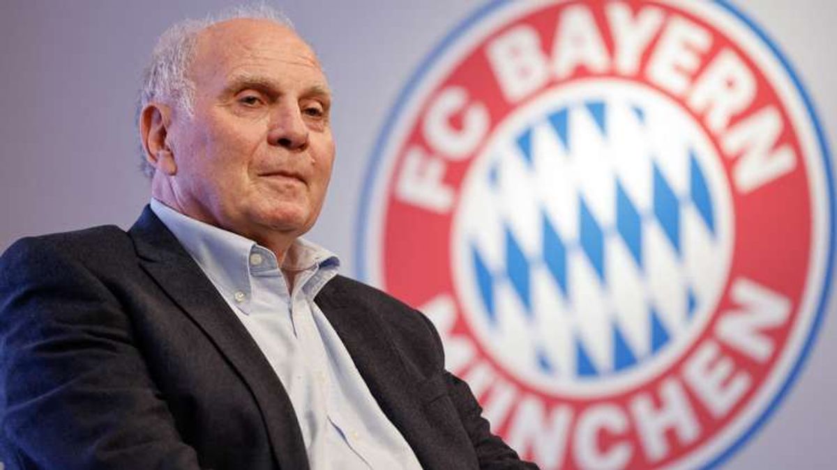 This can't end well - Bayern Munich chief rages against 'completely crazy' transfer fees after summer window and warns Bundesliga to snub American hedge funds and Saudi investors