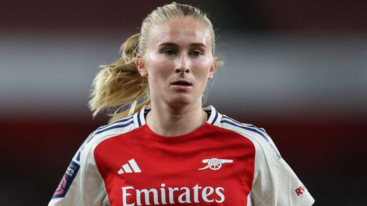 Ian Wright urges Arsenal to provide 'clarity' on Jenna Nighswonger