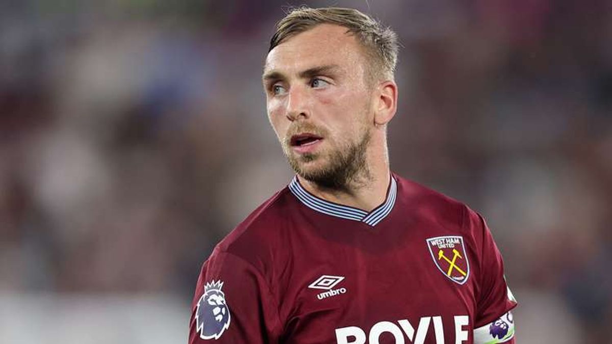 Jarrod Bowen Faces Criticism after West Ham's Sacking of Graham Potter