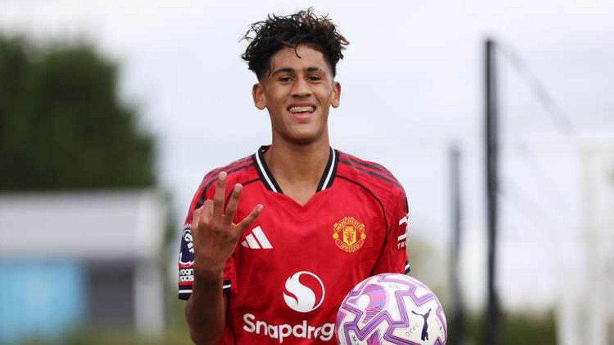 Manchester United's Bid to Keep 'Kid Messi' JJ Gabriel at Old Trafford