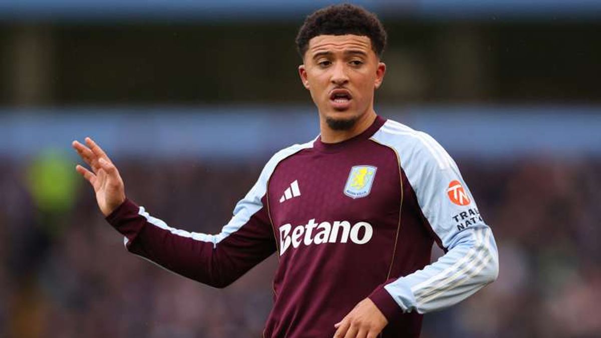 Controversy Surrounding Jadon Sancho: A Deep Dive into the Subbed On-Off Incident and Touchline Behaviour