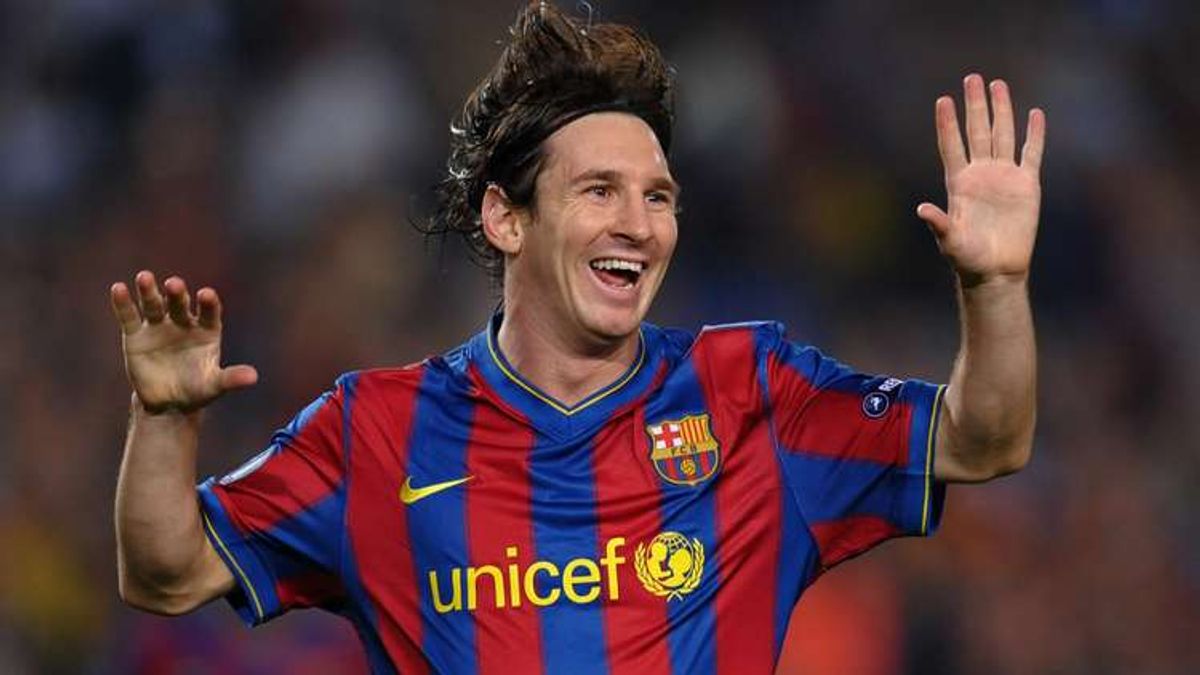 - Hansi Flick jokes about contract length as Barcelona boss addresses talk of Lionel Messi return