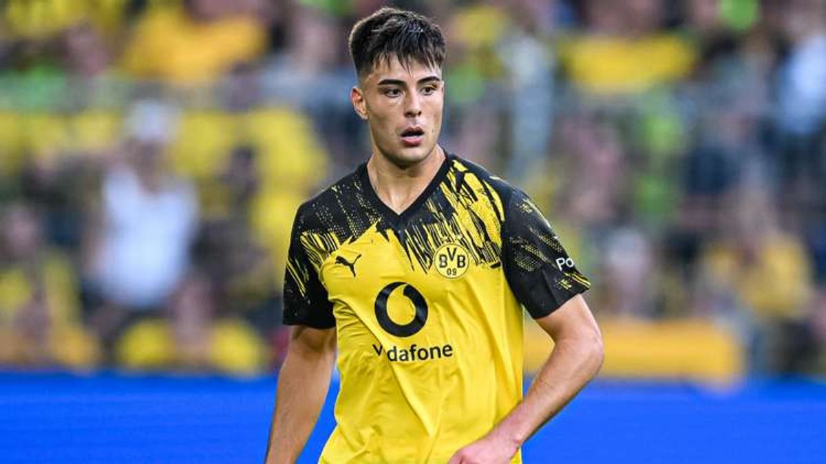- Niko Kovac Backs Aaron Anselmino Amid Playing Time Concerns at Borussia Dortmund
