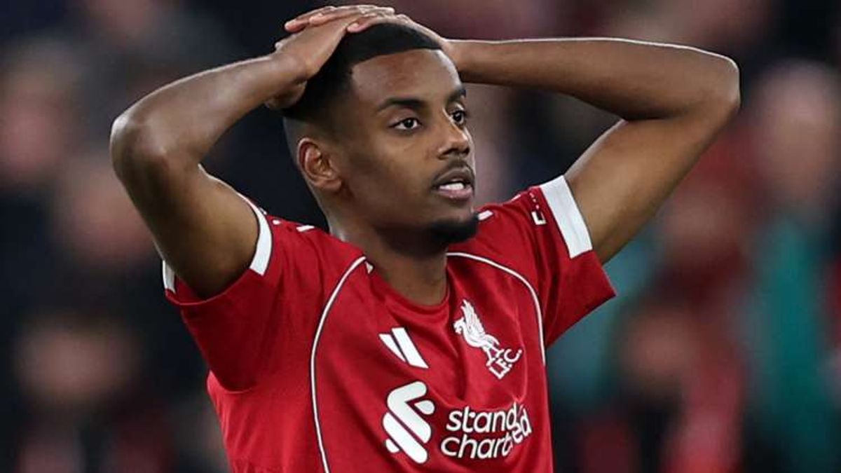 Sunderland Stars Left in Hysterics After Black Cats Fan Roasts Ex-Newcastle Striker Alexander Isak with Brutal One-Liner