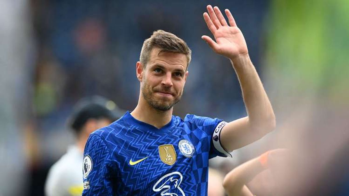 Cesar Azpilicueta bids farewell to football after illustrious career at Chelsea